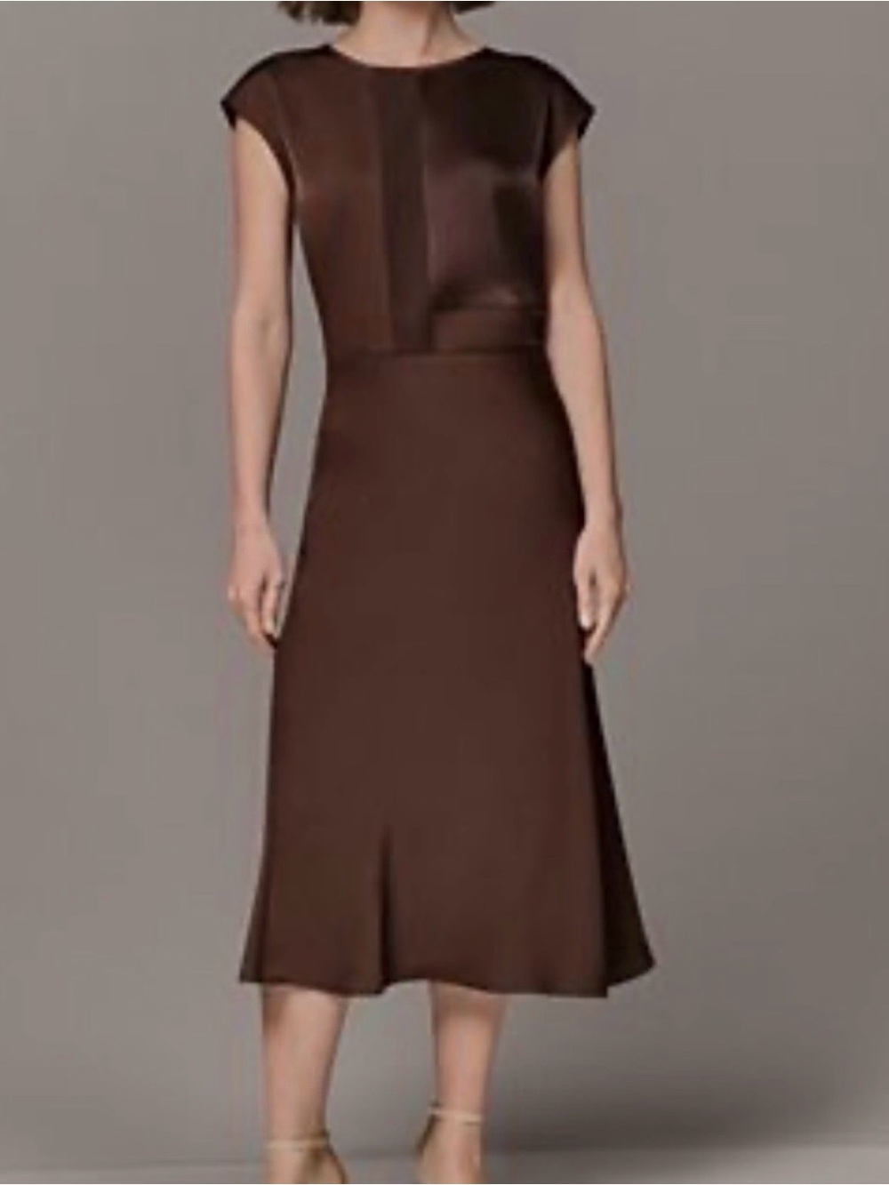 Donna Karan New York
Chocolate Brown Skirt Set
NWT- Blouse PM / Skirt 10P